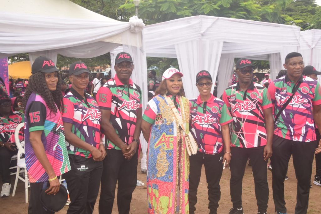 HOW NIGERIA SPORTS LEGENDS, DIGNITARIES, JOIN SIJU ILUYOMADE TO LIGHT UP ARISE WALK FOR LIFE