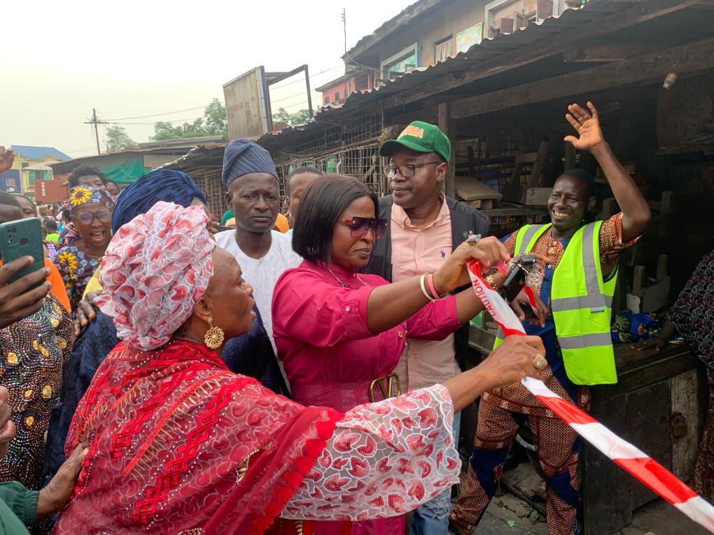 LAGOS REOPENS MUSHIN MARKETS