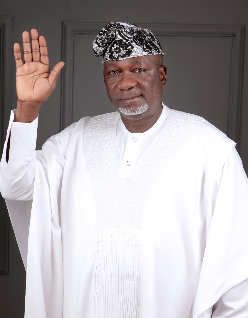 EDO YOUTH CLAMOUR FOR DR ERNEST AFOLABI UMAKHIHE TO PICK NOMINATION FORM…..Street 2street campaign ambassador