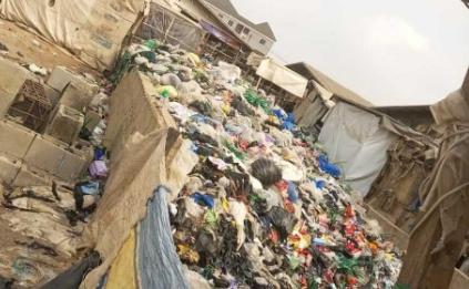 Lagos Shuts Oke-Afa, Katangua Markets for Filth