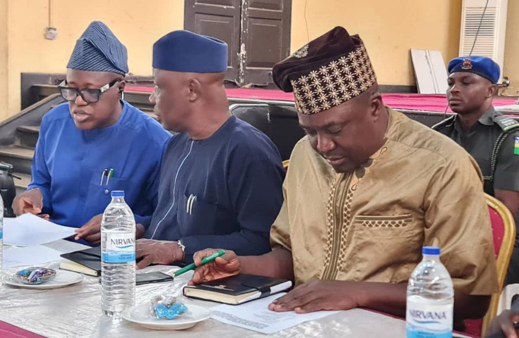 Boundary Dispute: Oyo Gov’t. Orders Reopening of 23 Schools