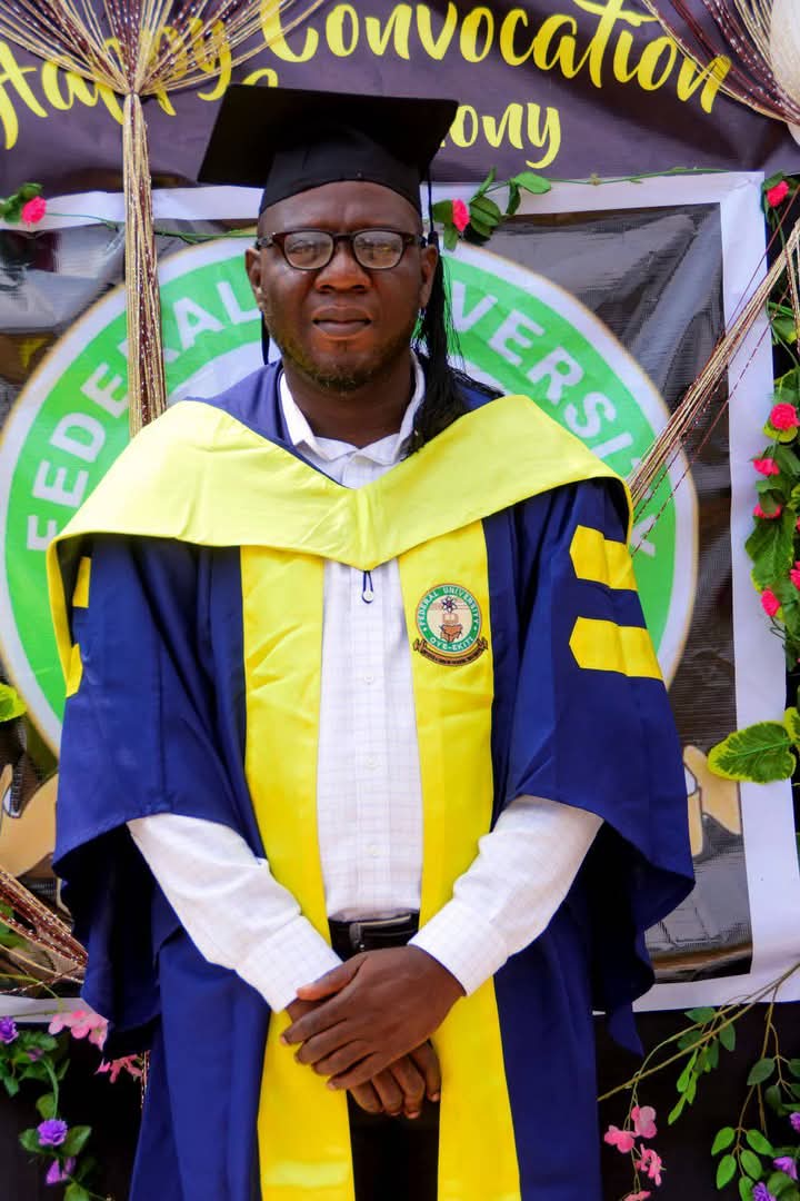 Meet Eniola Olushola, the newest MSc sociologist from the University of Oye Ekiti  ~By Oluwaseun Fabiyi