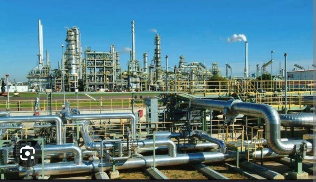 Let the Local Refineries Breathe  By Simon Okpe