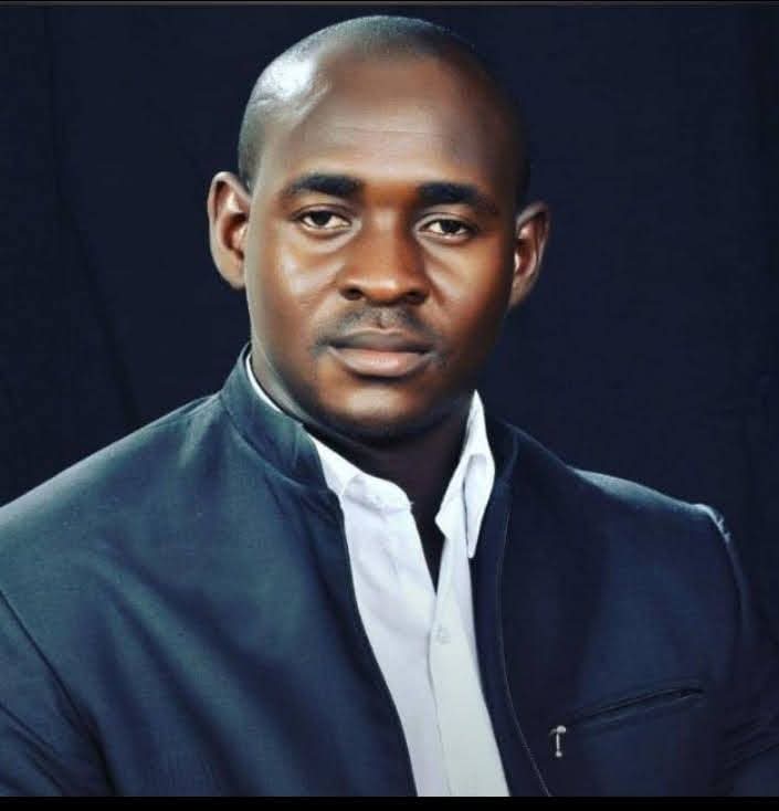 Olutade-Faleye Oluwatosin Simon: A brilliant media personality celebrates his special day today