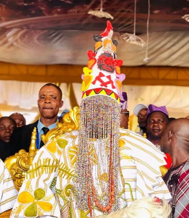 Comrade Ismaila Taiwo aka Elewedu Akute Felicitates With the New Alafin of Oyo Oba ABIMBOLA Owoade.