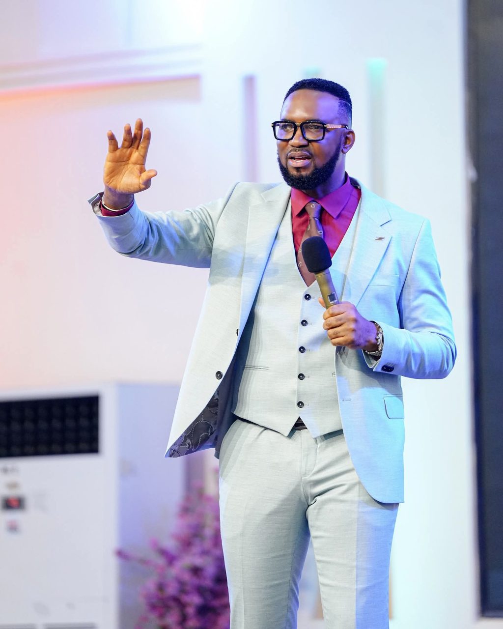 Grace Nation PHDS Mid-week Service : Battles turn only when a Spirit is involved – Dr Chris Okafor,