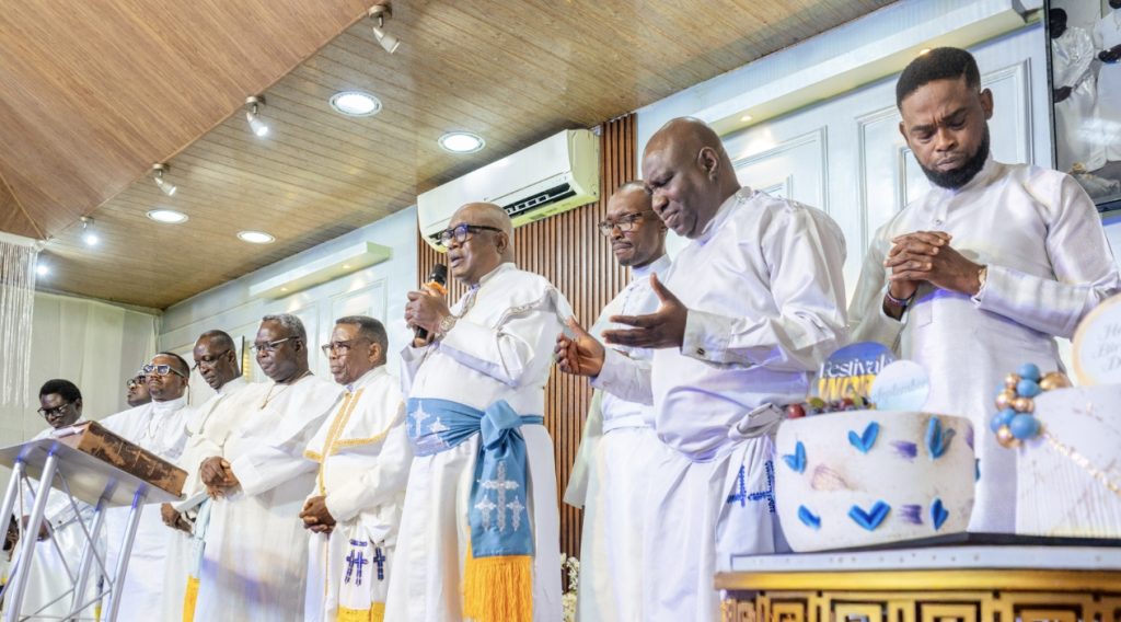 CCC PraiseVille turns 7, gives out 7 UK leadership awards