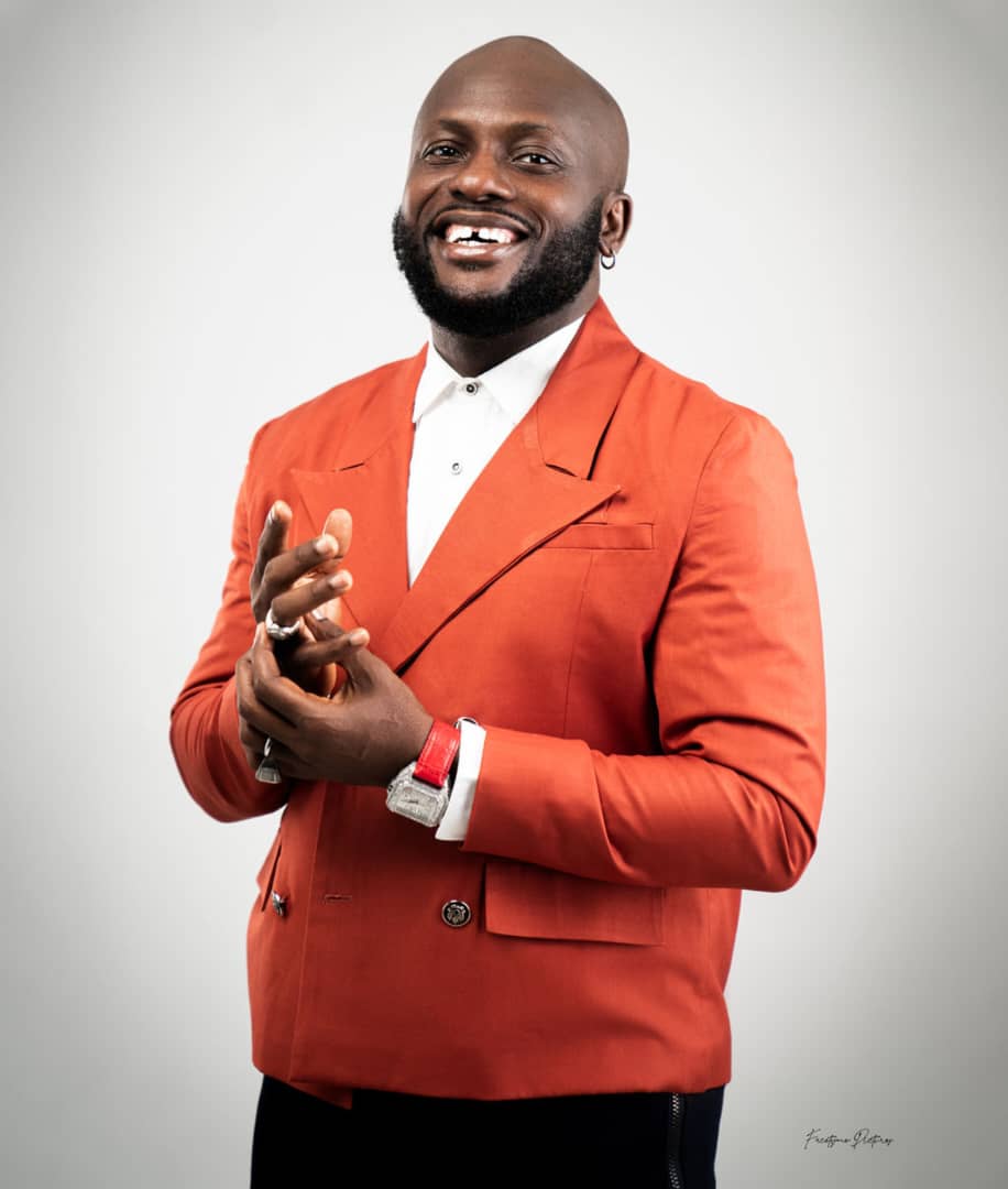 Igosave and TANTITA Security Services Donate 100 Gift Boxes worth millions of naira to the Elderly at Christmas