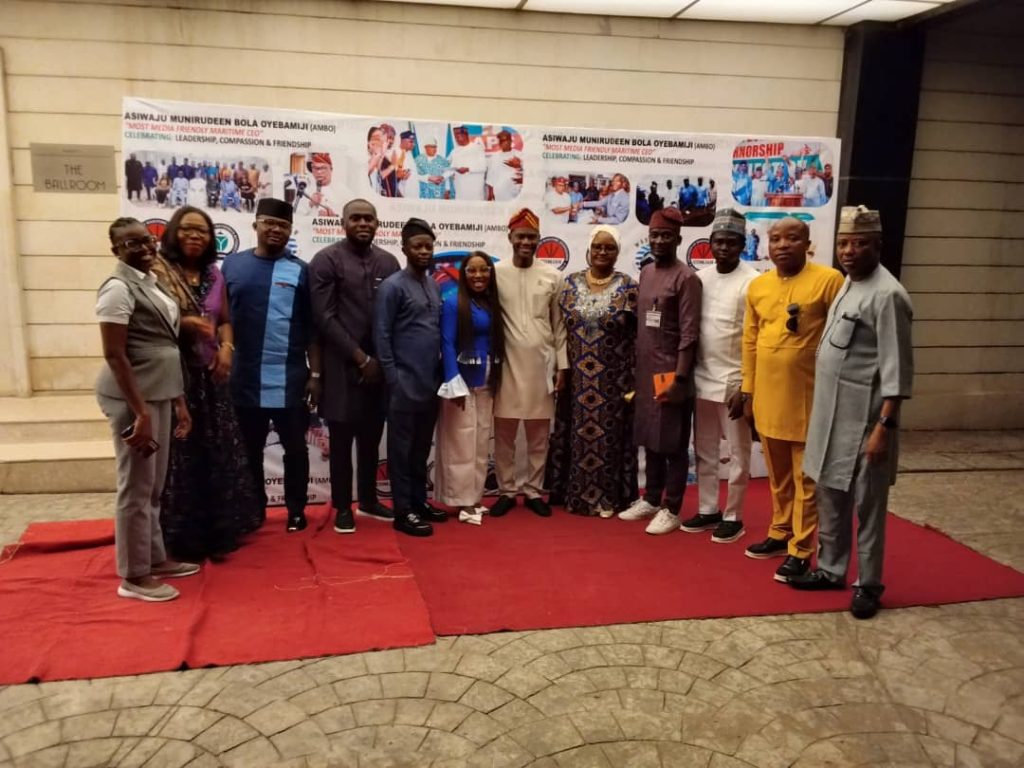 NIWA’s Ex-Boss Oyebamiji Clinches Media-Friendly CEO Award as Oyetola Commends Reforms