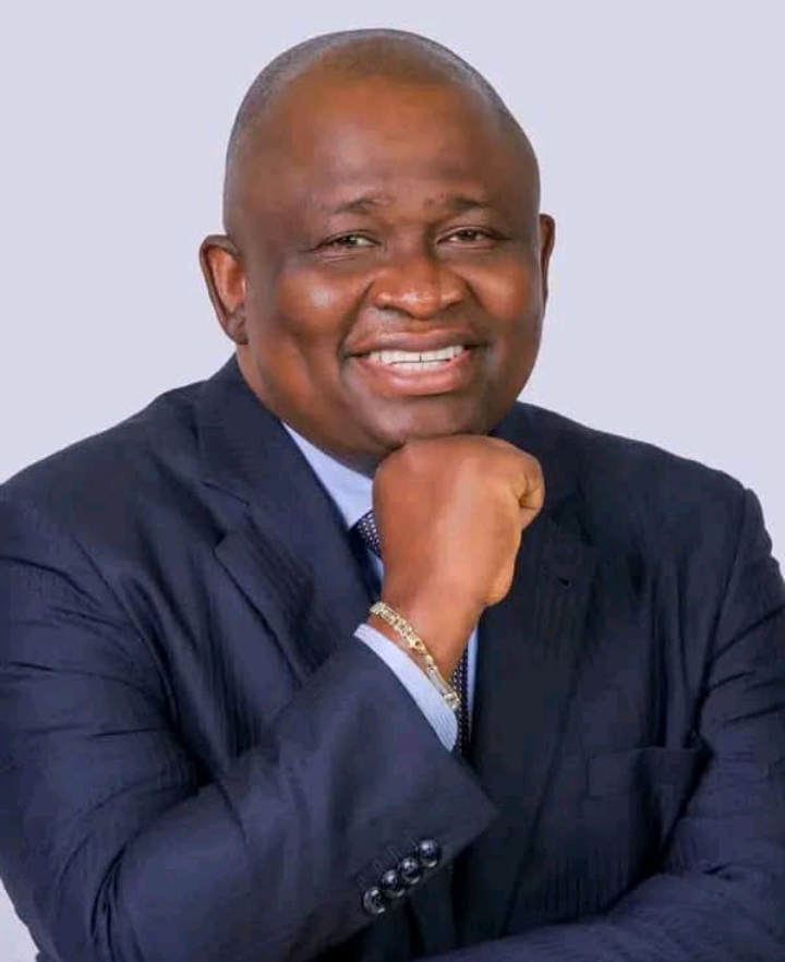 Opinion:  Ogun 2027: All Eyes on Senator Solomon Olamilekan Adeola (Yayi) – The Man Endowed With An Unequalled Midas Touch