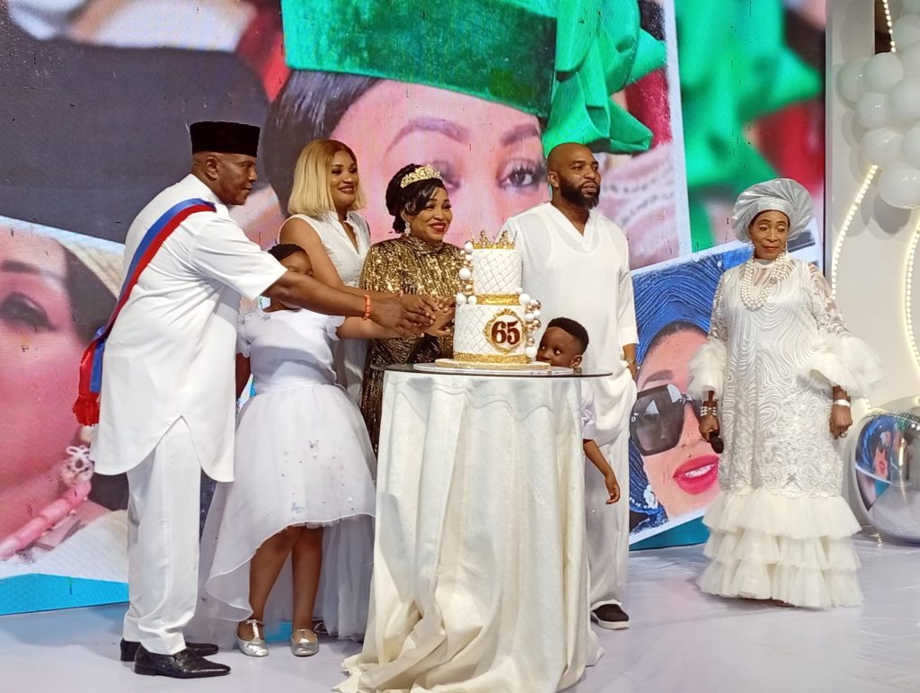 Osaro Onaiwu organizes All-White Birthday party for his wife, Joy @ 65