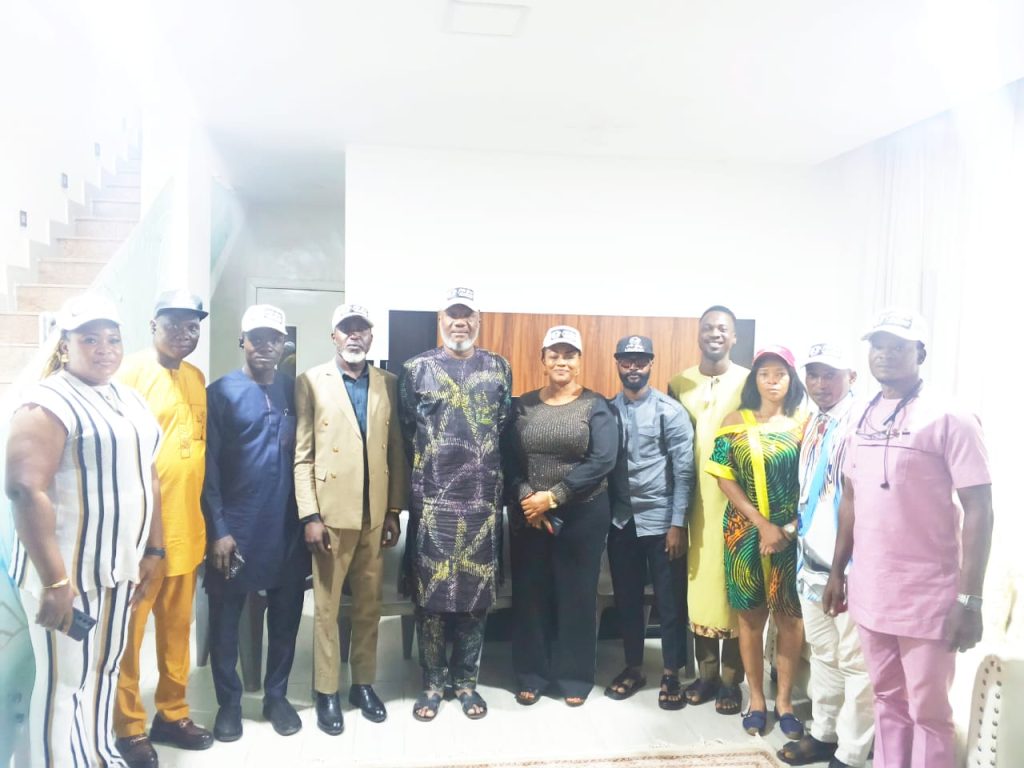 CITYBOY LIKEMINDS VOLUNTEERS HOLD STRATEGIC MEETING IN ABEOKUTA, RECORD OVER 80,000 APPLICATIONS IN TEST PHASE