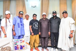 Akintunde Supercharges City Boy Movement: Donates Five Buses, Endorses One-Million-Vote Target for Tinubu in Oyo