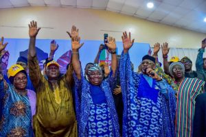 Abiodun Formally Presents Senator Adeola to Ogun West APC Stakeholders