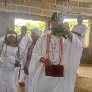 Ilu Odo nla ni Ibadan gbalejo lọjọ ti Oloye Okunlọla Ayọdeji Babalọla di Aarẹ Aṣipa.